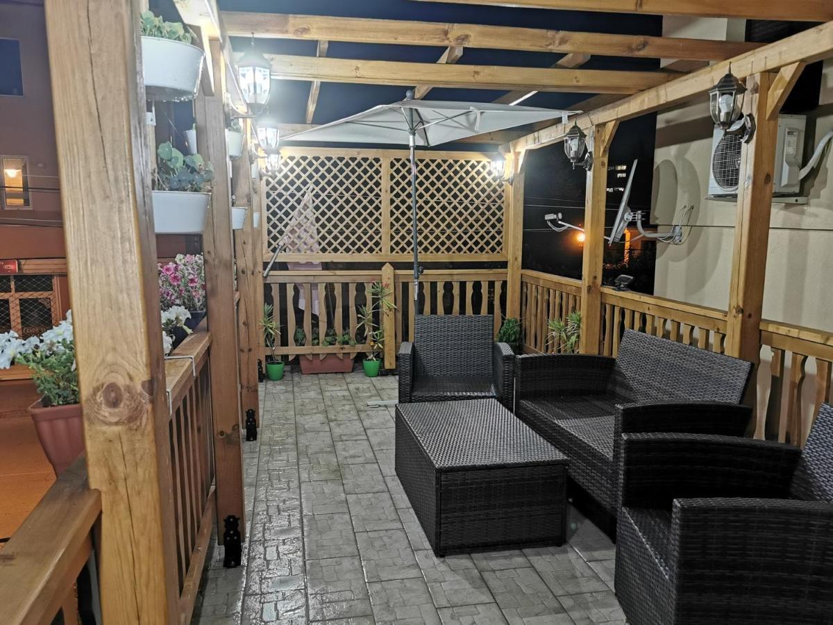 Rose Valley Guest House 卡赞勒克 外观 照片