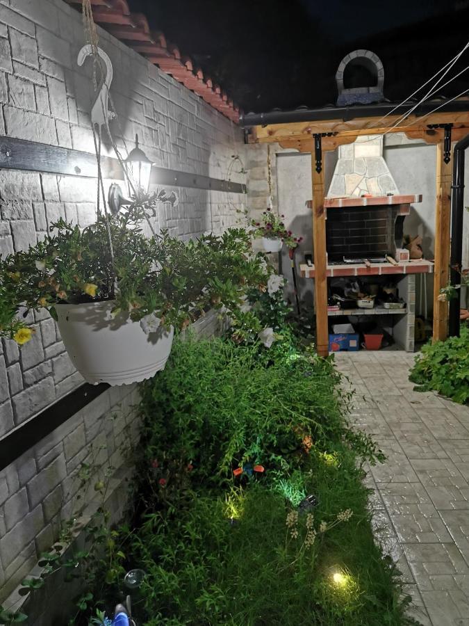 Rose Valley Guest House 卡赞勒克 外观 照片